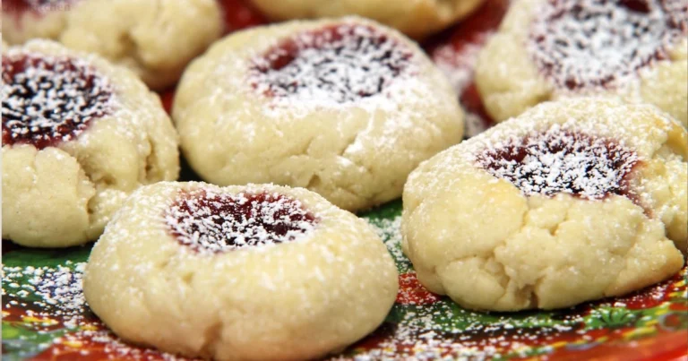 How to Make Thumbprint Cookies with Raspberry Jam | Tried Kitchen